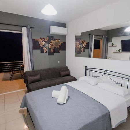 Pavlos Standard Studio With Sea View Rethimno Eksteriør billede